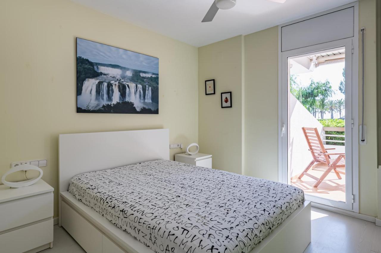 Apartamento Bahia Blanca Vilanova i la Geltrú Zewnętrze zdjęcie